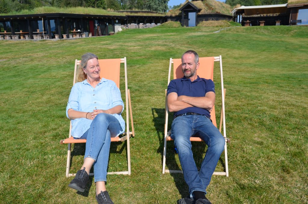 Hotelleiere: Kristine Daling Sakshaug (t.v.) og Frode Sakshaug. Sakshaug
