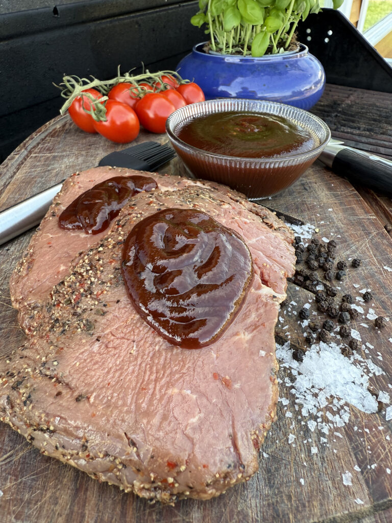 BBQ-marinade med akevitt. Foto: LO Ørjasæter.